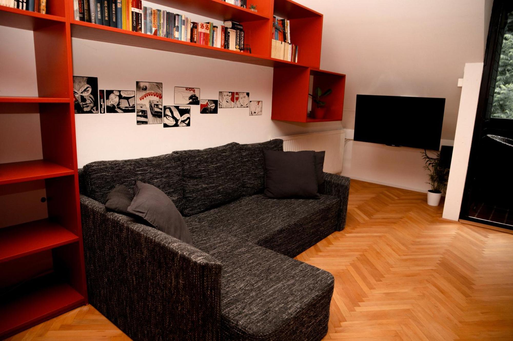 Tony's Place Under The Castle Apartament *