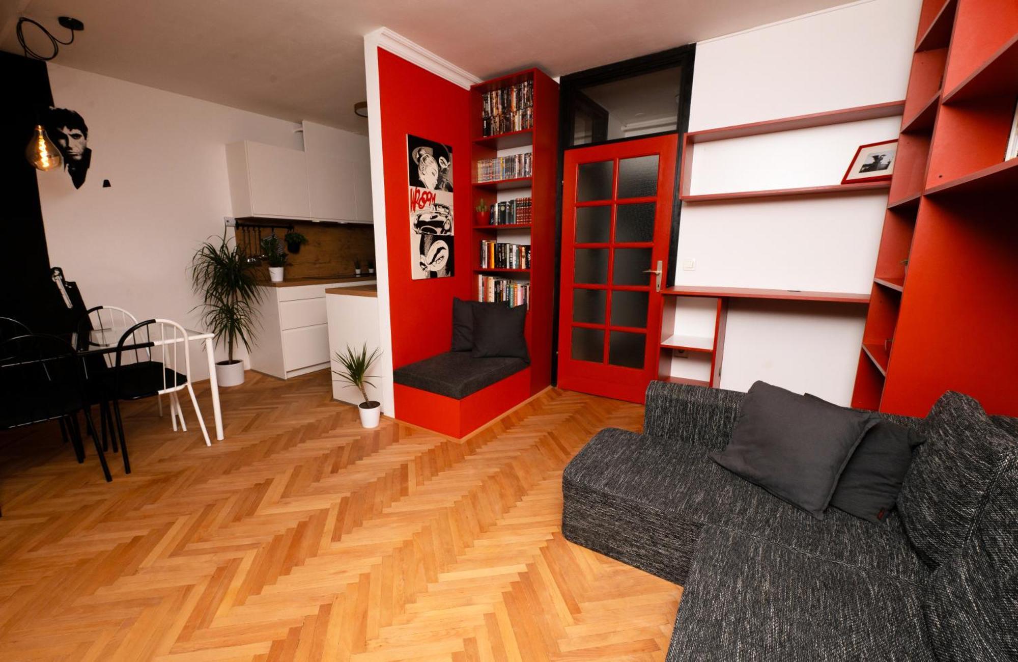 Tony's Place Under The Castle Apartament